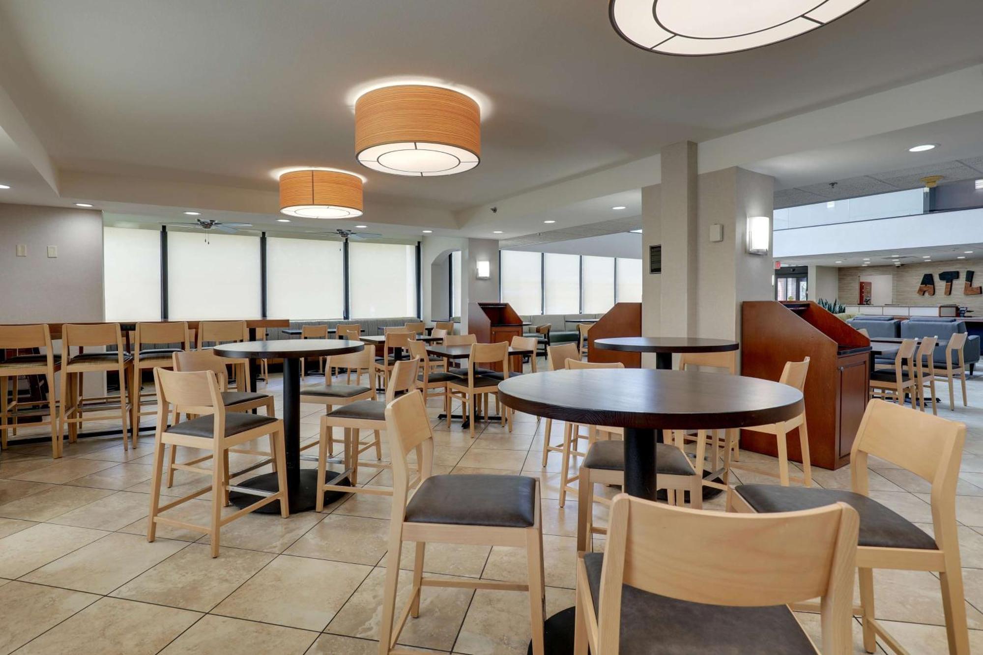Drury Inn & Suites Atlanta Marietta Bagian luar foto