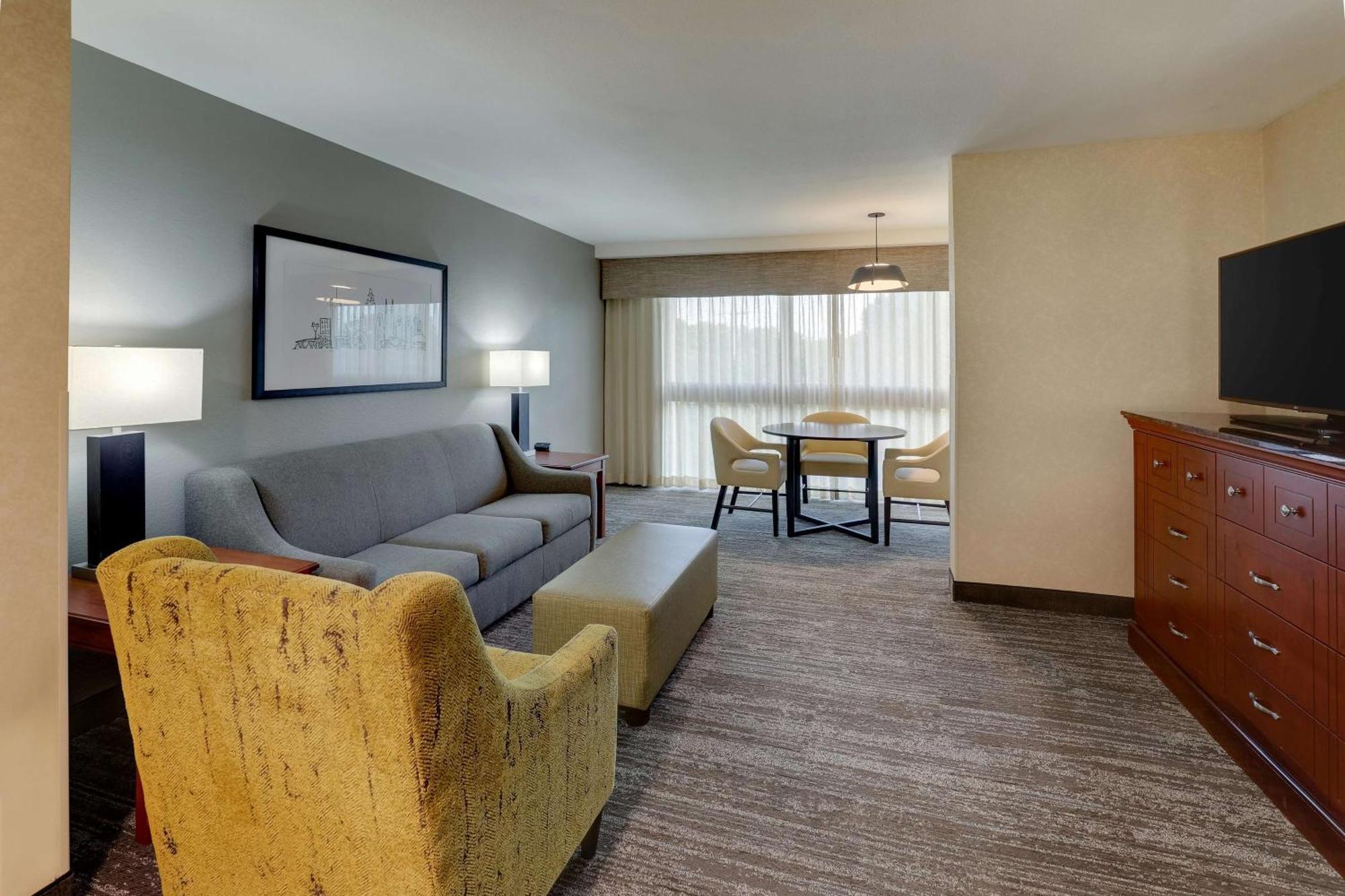 Drury Inn & Suites Atlanta Marietta Bagian luar foto