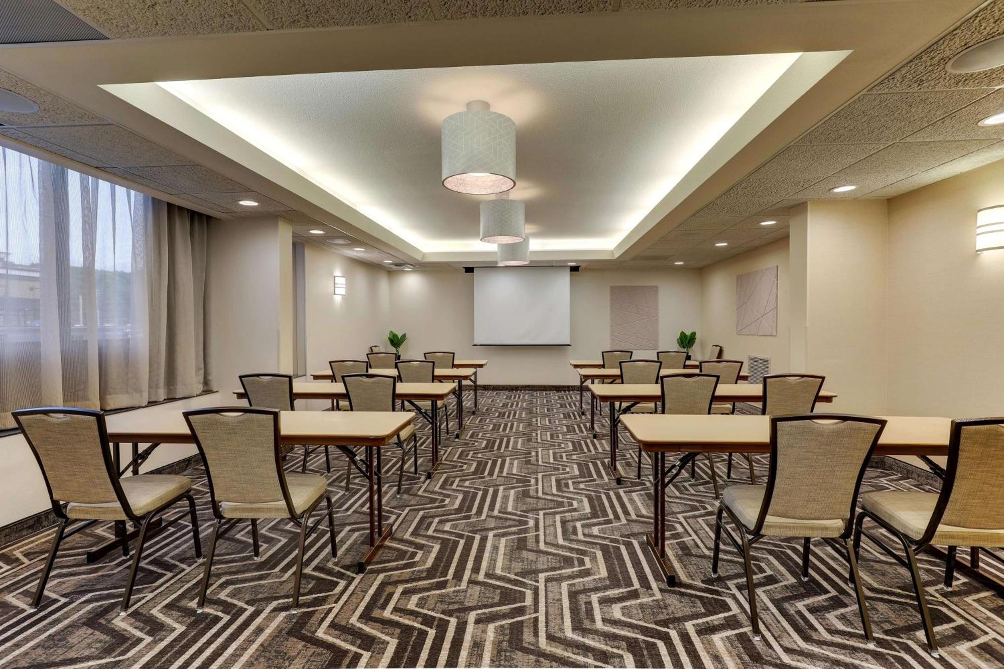 Drury Inn & Suites Atlanta Marietta Bagian luar foto